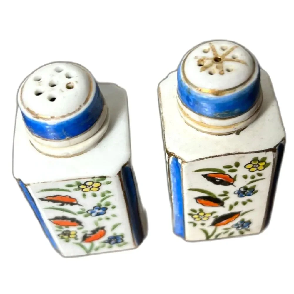 Vintage Hand-Painted Japan Salt & Pepper Shakers Floral Ceramic Blue Trim 1950s